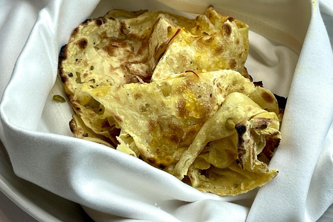 hkpicks09 - Paronthia naan. 

Byline: Hedy Khoo