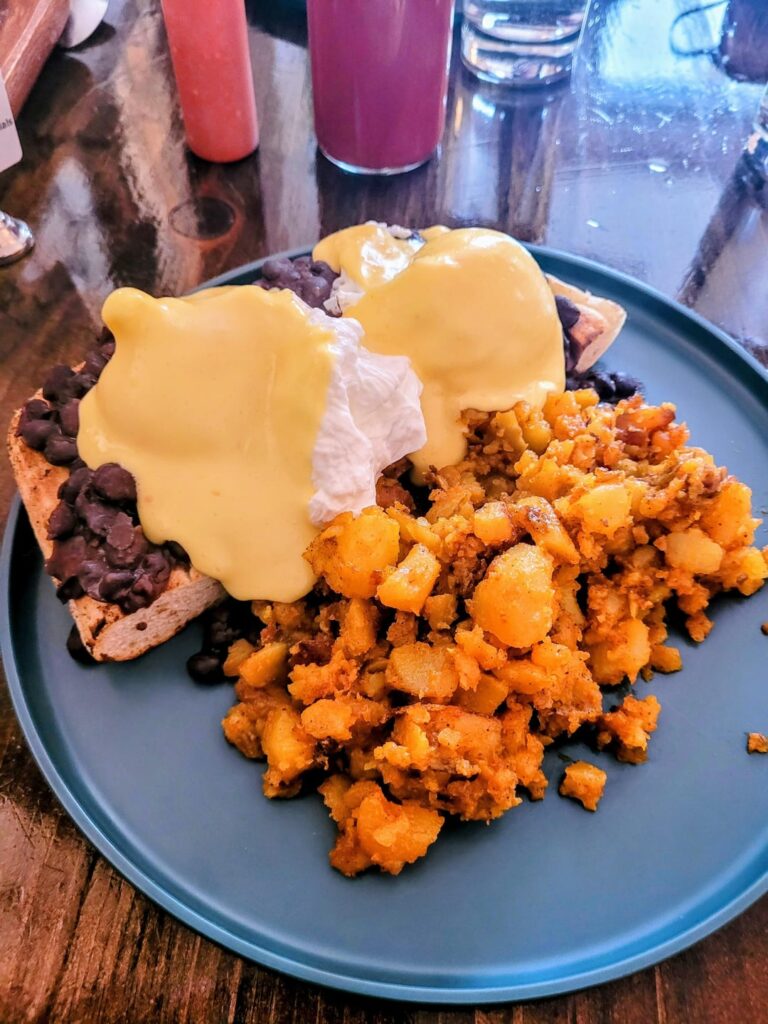 Best Eggs Benny + potatoes in the city list