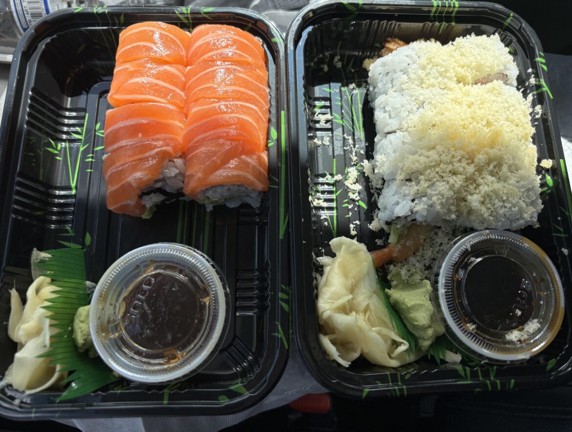 Lunch Break sushi 😋🍣