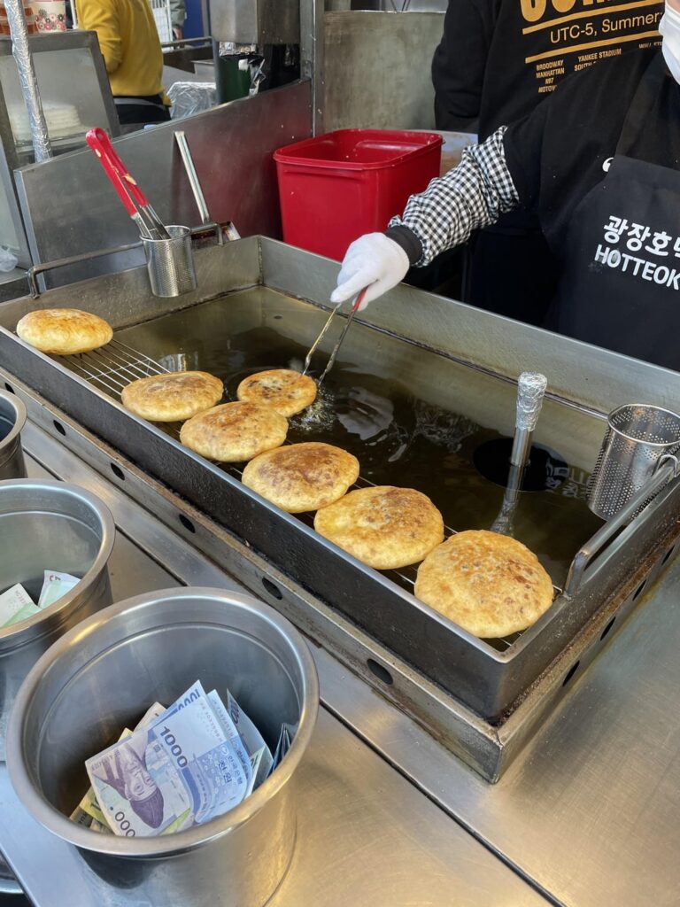 Hotteok, Gwangjang Market