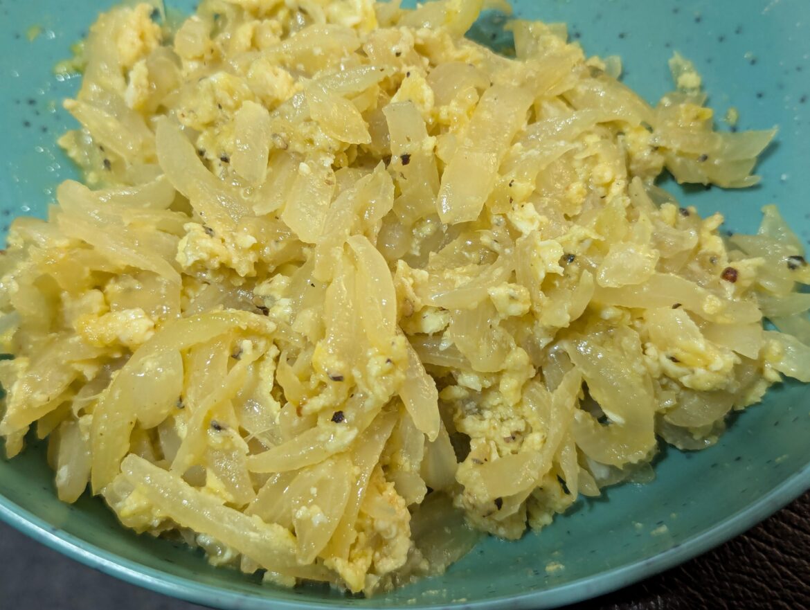 Eggy onions