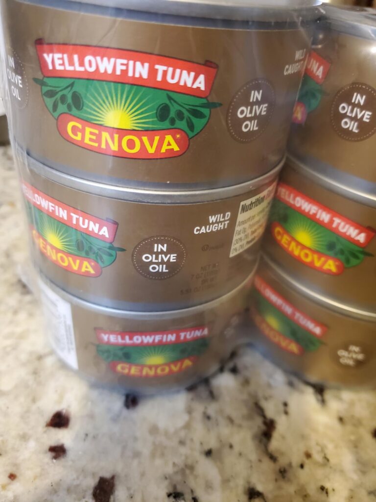 Bought myself a pack of tuna and first thing I made was spicy tuna on jacket potato.