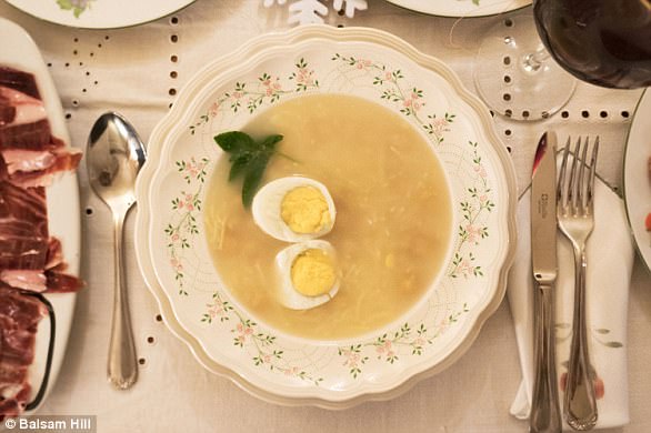 The starter is chicken noodle soup, boiled eggs, chickpeas, and peppermint