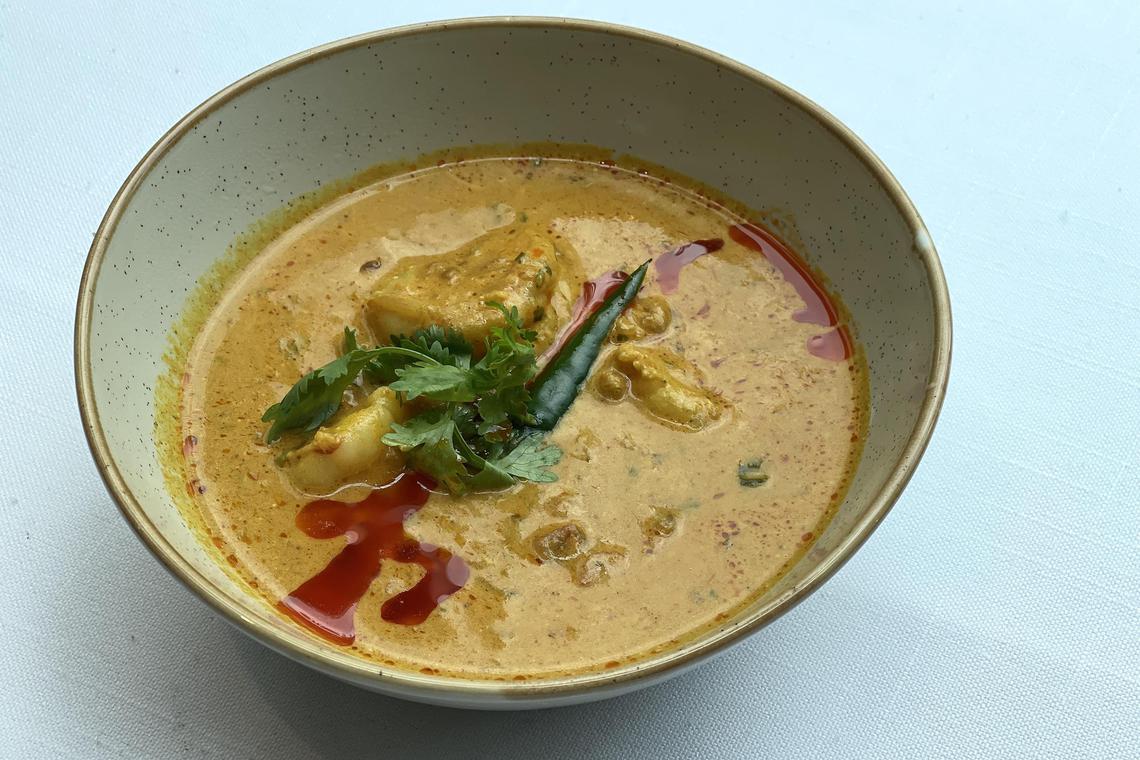hkpicks09 - Sailana Jheenga, prawns cooked in a creamy gravy of coconut milk and yogurt at Sansara.

Byline: Hedy Khoo