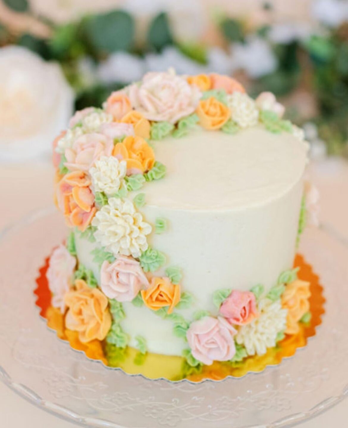 So proud of this smash cake for my kiddo! It's been years since I've baked or decorated a cake.