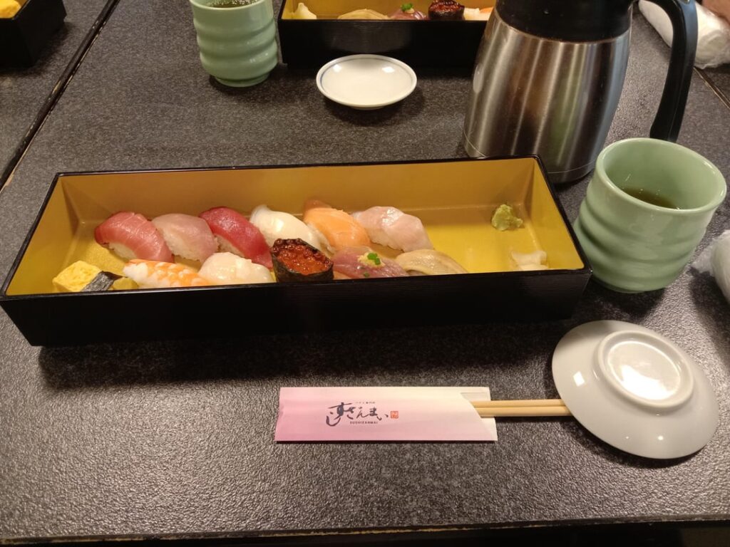 Throw back to my lunchtime sushi in Tokyo