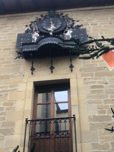 Reloj Carrillón de Laguardia en la Plaza Mayor.
