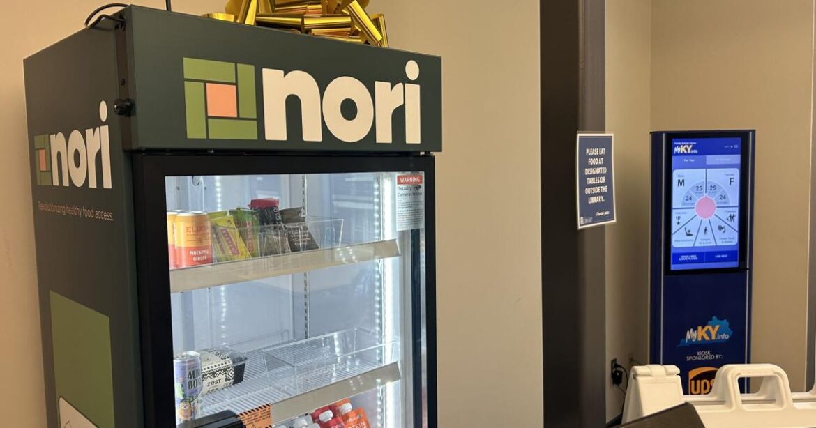 New vending machine brings healthy food to Louisville’s Shawnee Library | Local News New vending machine brings healthy food to Louisville's Shawnee Library | Local News