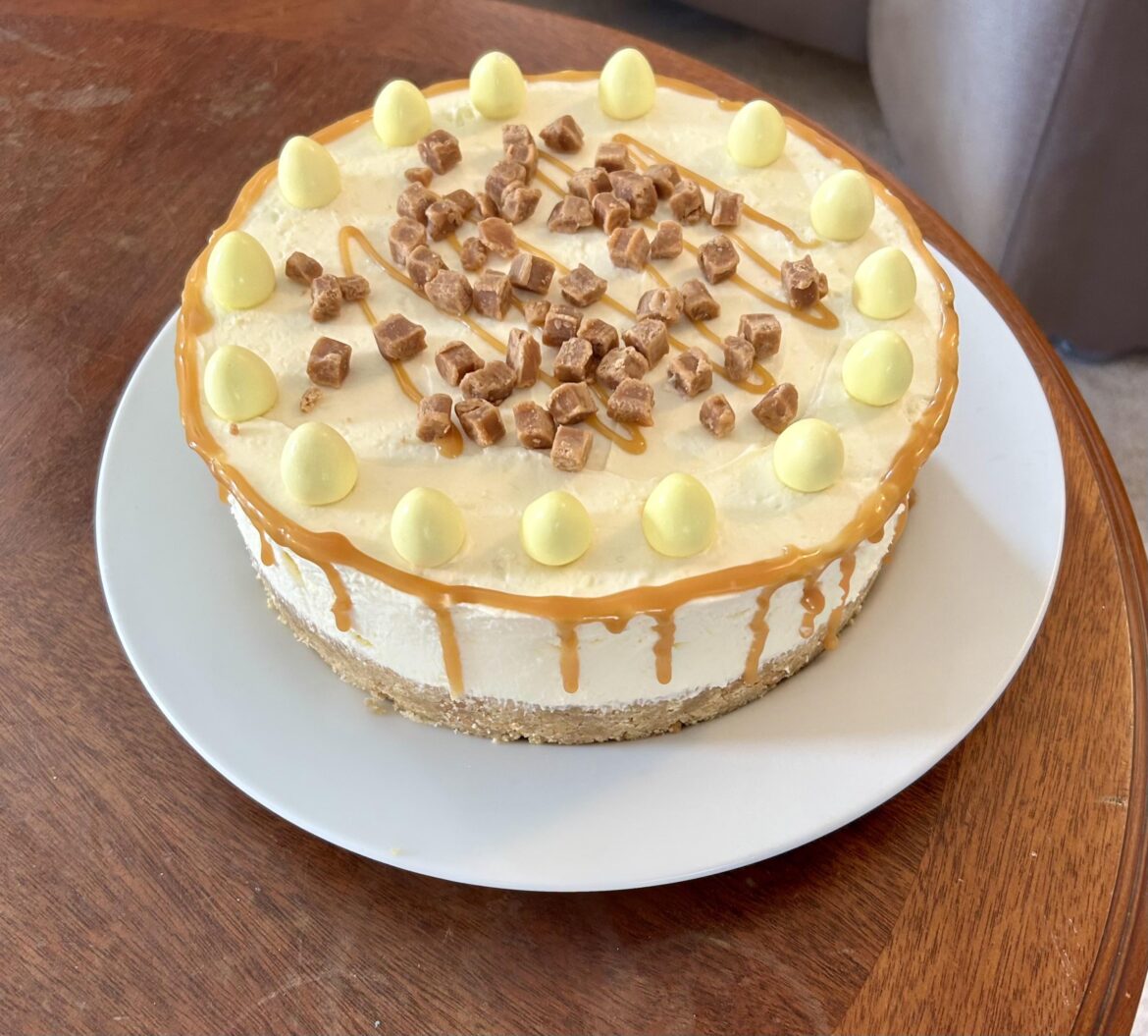 White Chocolate Caramel Fudge Cheesecake