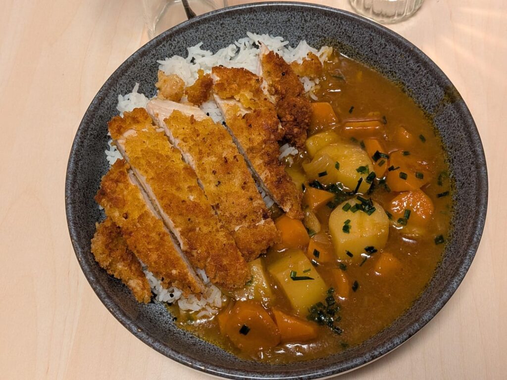 Katsu Karē with rice 🇯🇵
