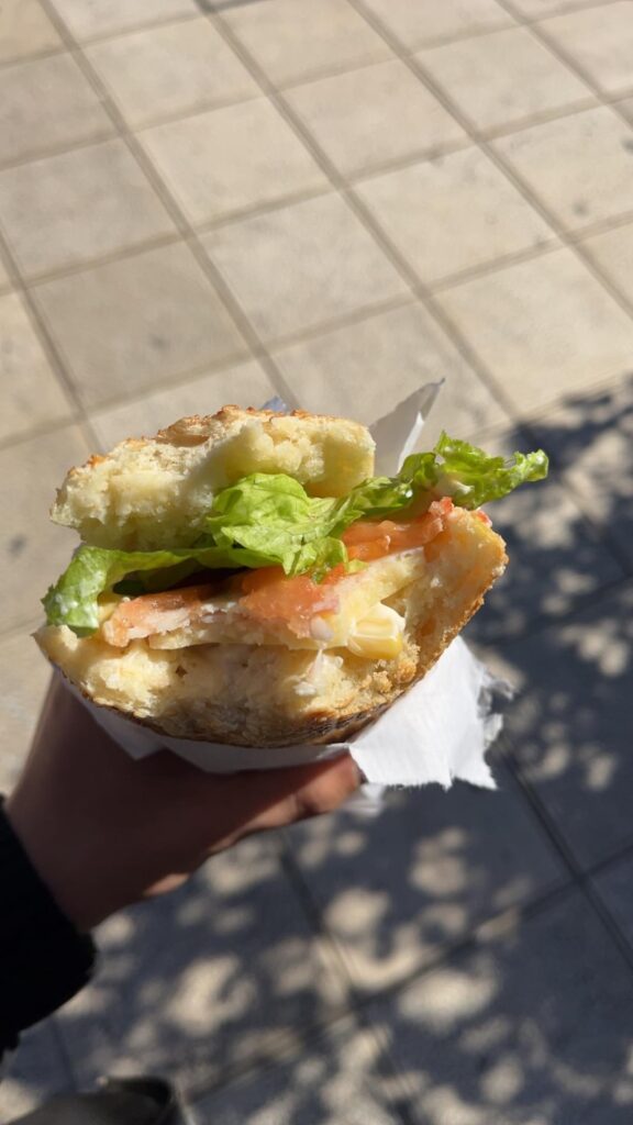 How many kcal is this sandwich?