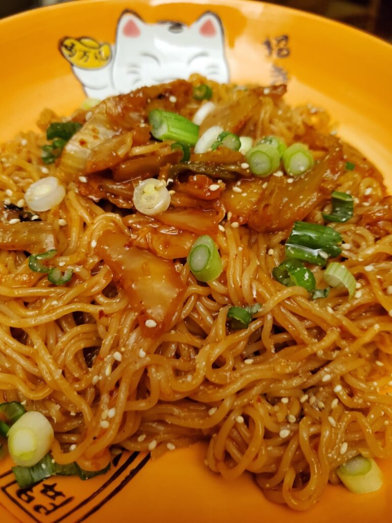 Bibim men with kimchi