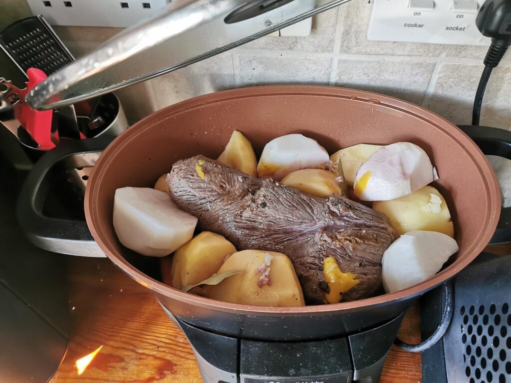 Chuck Pot Roast 1st attempt (UK style) Chuck Pot Roast 1st attempt (UK style)