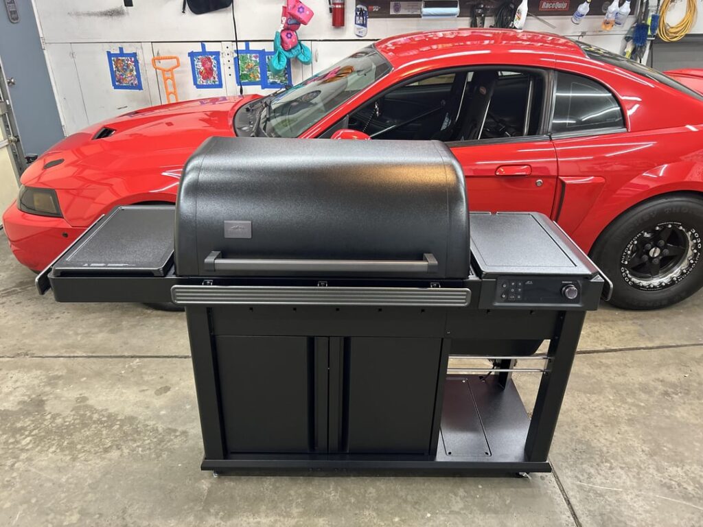 After a little wait, finally received and assembled my Woodridge Elite!