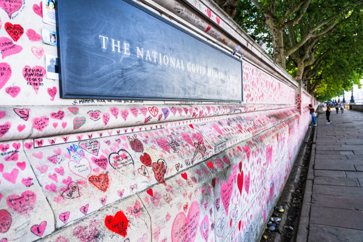 The National Covid Memorial Wall alongside the River Thames. © georgeclerk/iStock