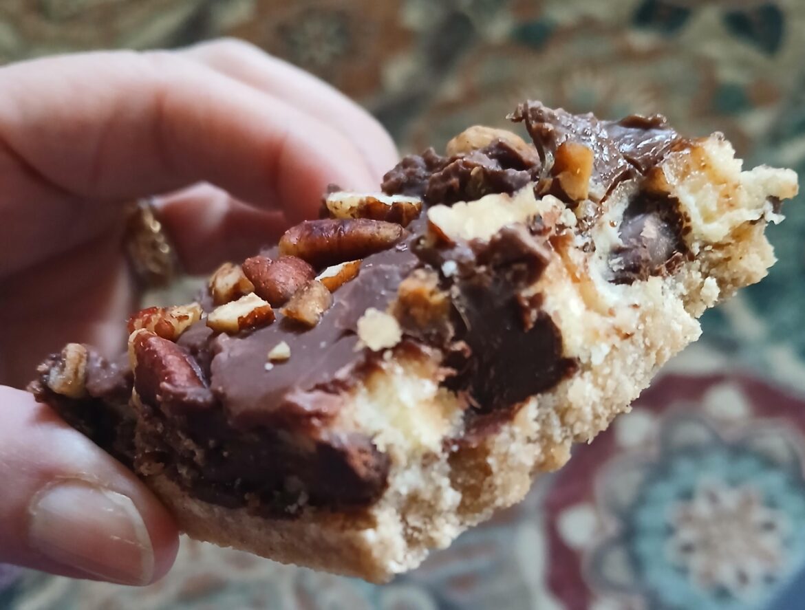 Chocolate chip cream cheese bars