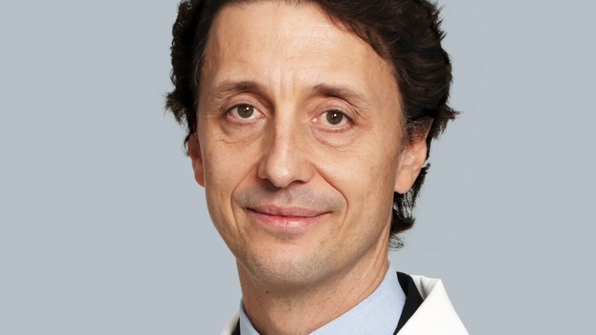 Neurologist advises patient to take 2,000 mcg of vitamin B12 Vitamin K12 might help with the calcification of blood vessels