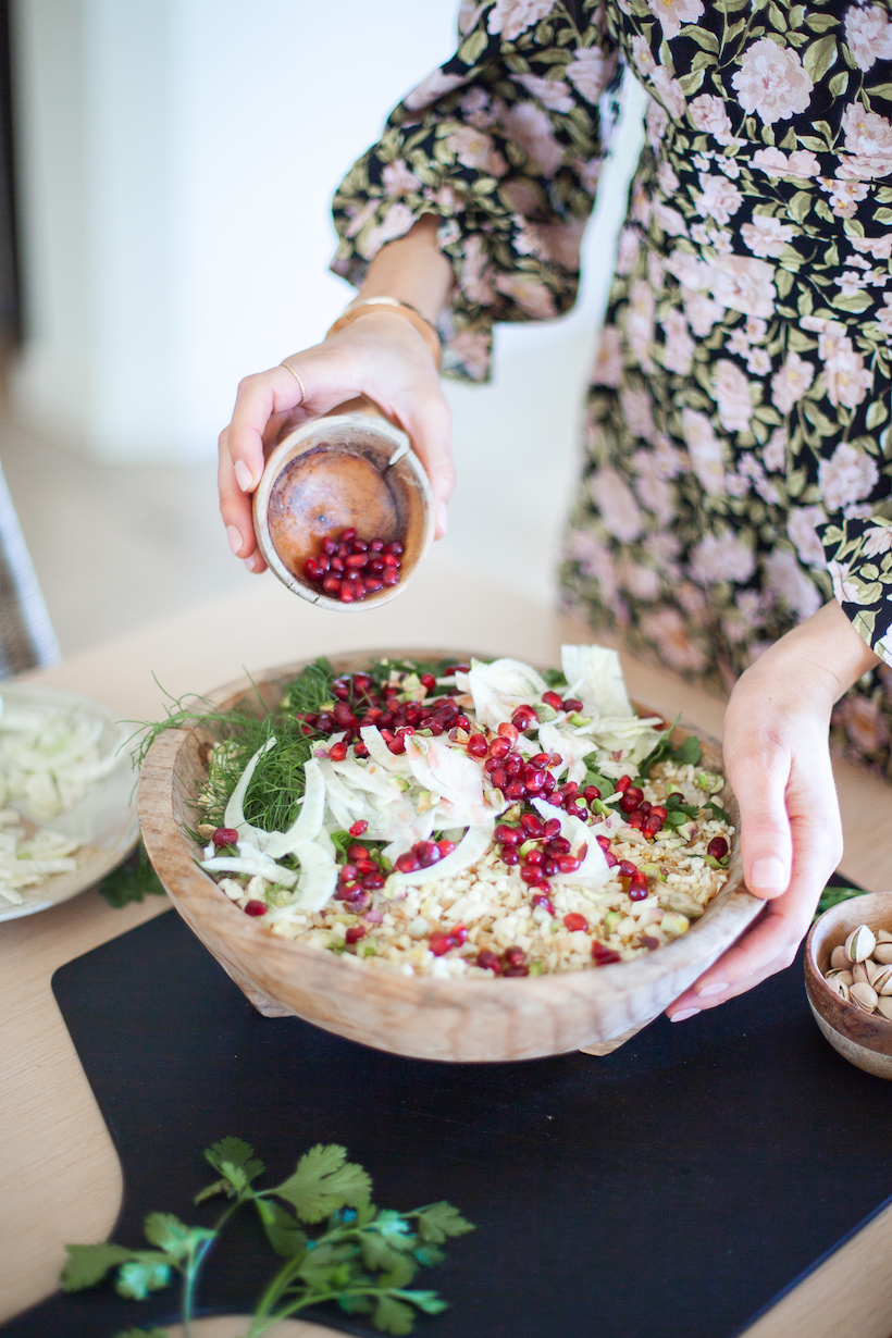 Cauliflower Tabbouleh with Pomegranates, Pistachios, and Fennel - A healthy and easy spin on the traditional mediterranean salad