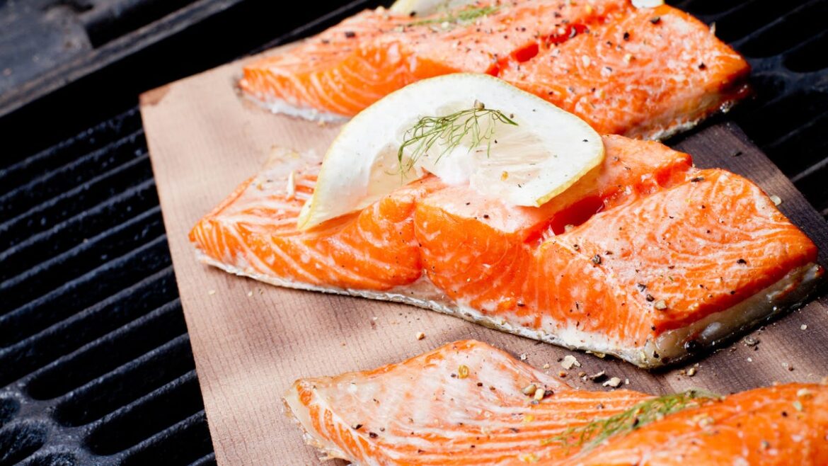 Can you eat salmon skin? Can you eat salmon skin?