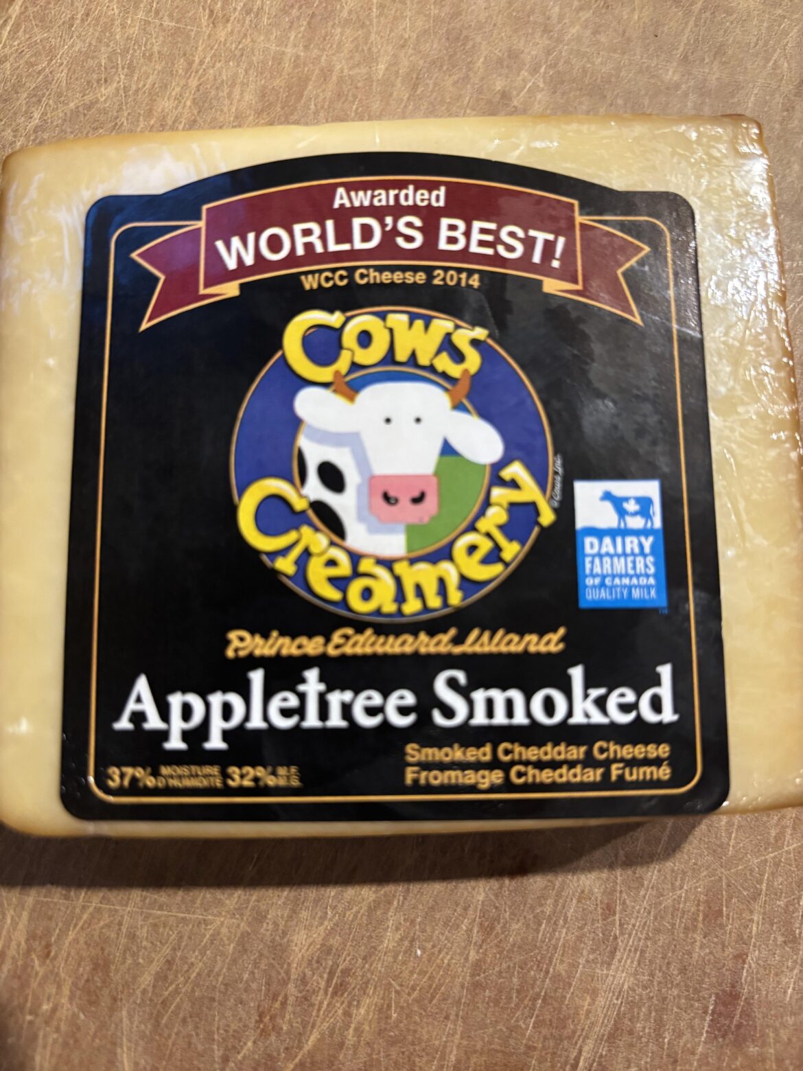 Cows Creamery Applewood Smoked Cheddar