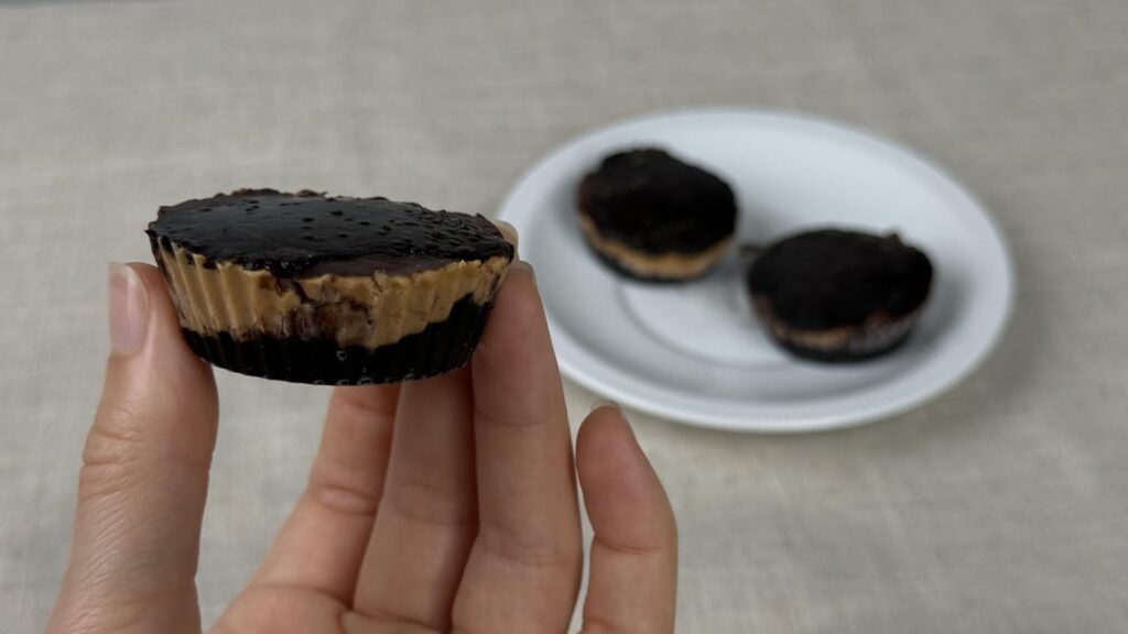 Made a lighter version of Reese’s cups, no sugar but all the flavor. Would you try it? 🍫🥜 Made a lighter version of Reese’s cups, no sugar but all the flavor. Would you try it? 🍫🥜