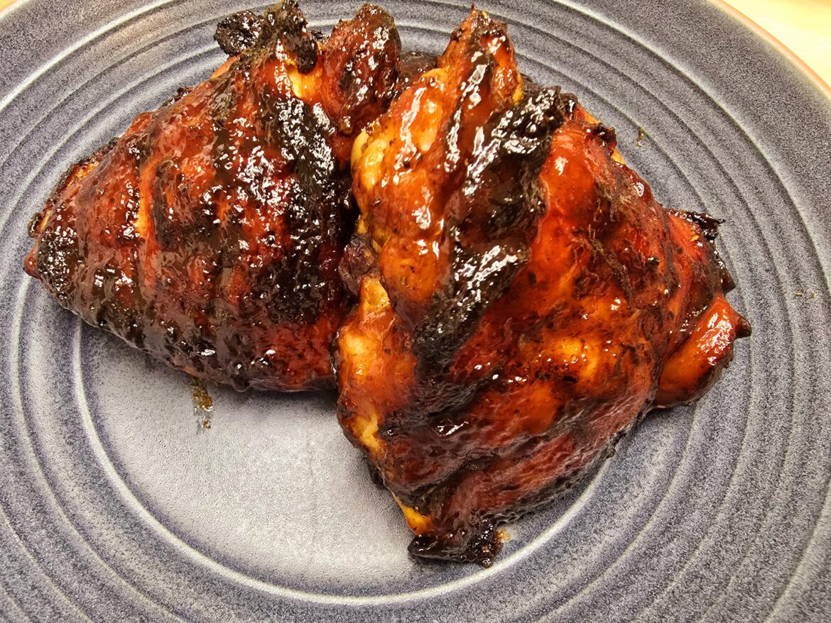 Just some old school direct heat chicken thighs