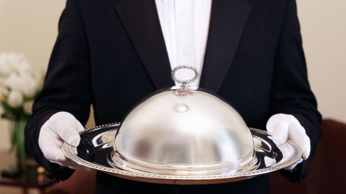 Why Diners Cover Their Heads When Eating This Banned French Dish Yahoo lifestyle home