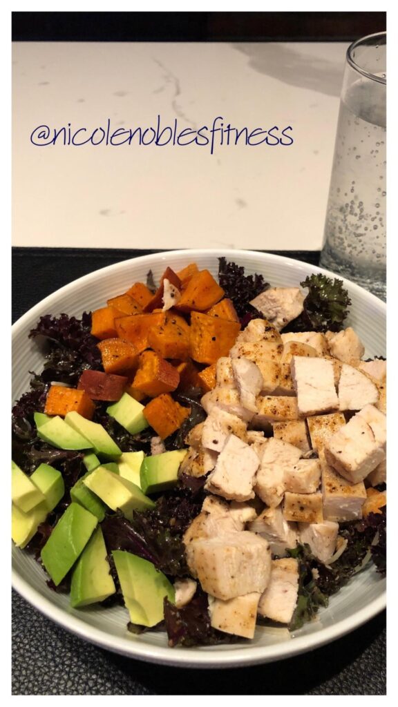 Kale Salad w/ Chicken Breast, Sweet Potatoes & Avocado - 615 cals / 23g carbs / 32g fat / 51g protein