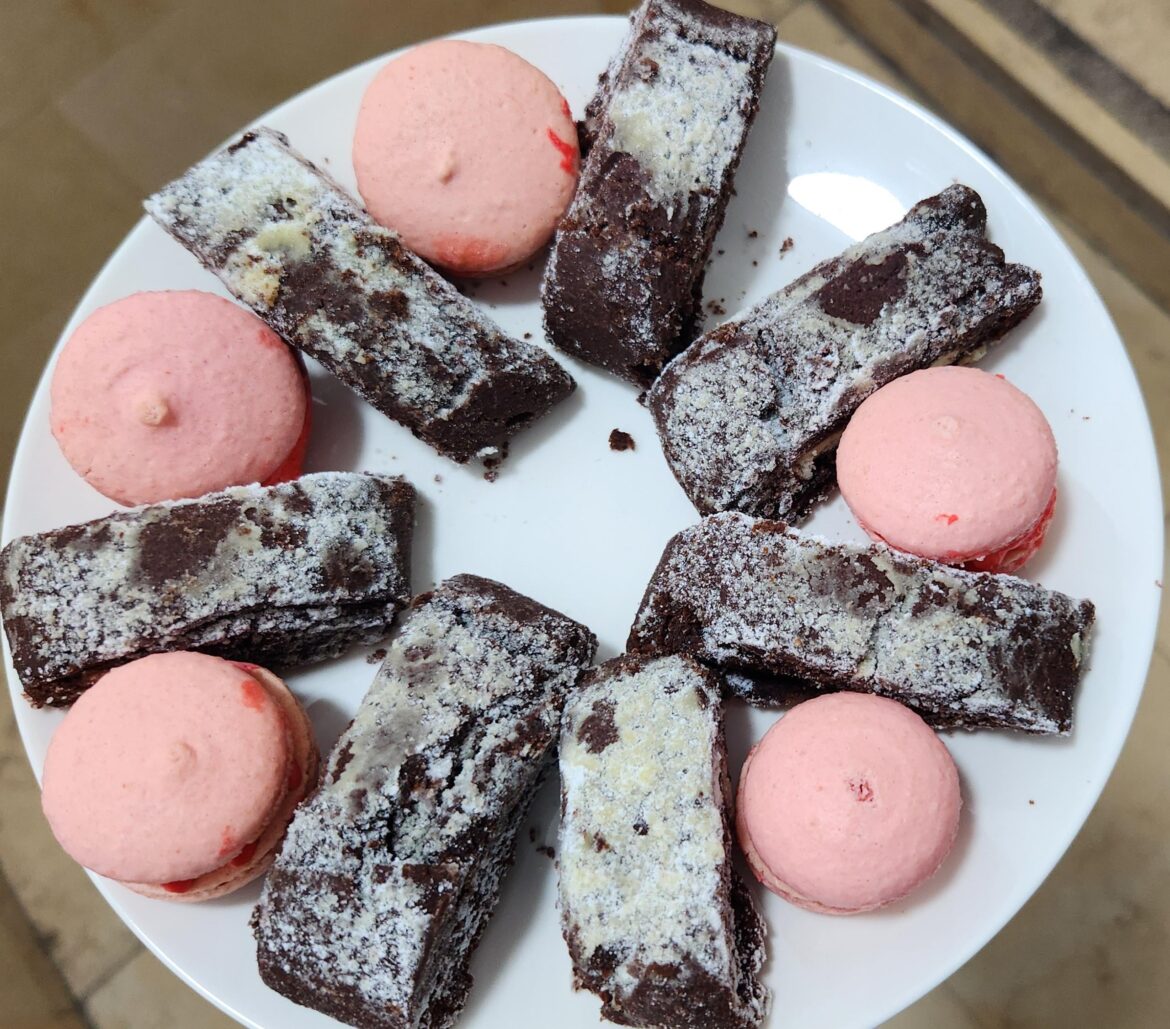 Roll Up Kinder cookies and Pink Macarons