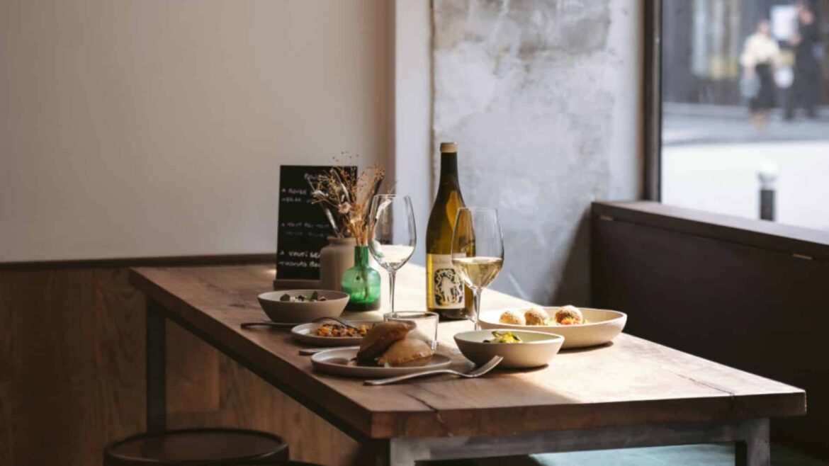 the address for a thousand wines – Paris Select