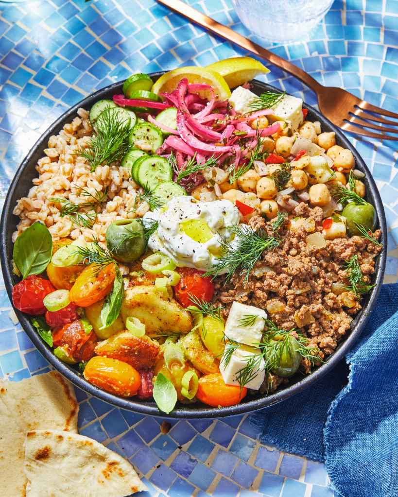 A Mediterranean dinner bowl