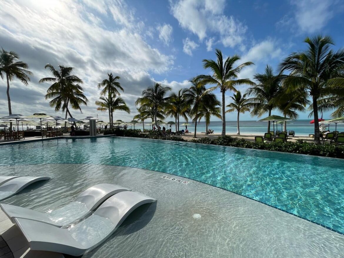 Oasis of the Seas Live Blog - Day 3 - Perfect Day at CocoCay