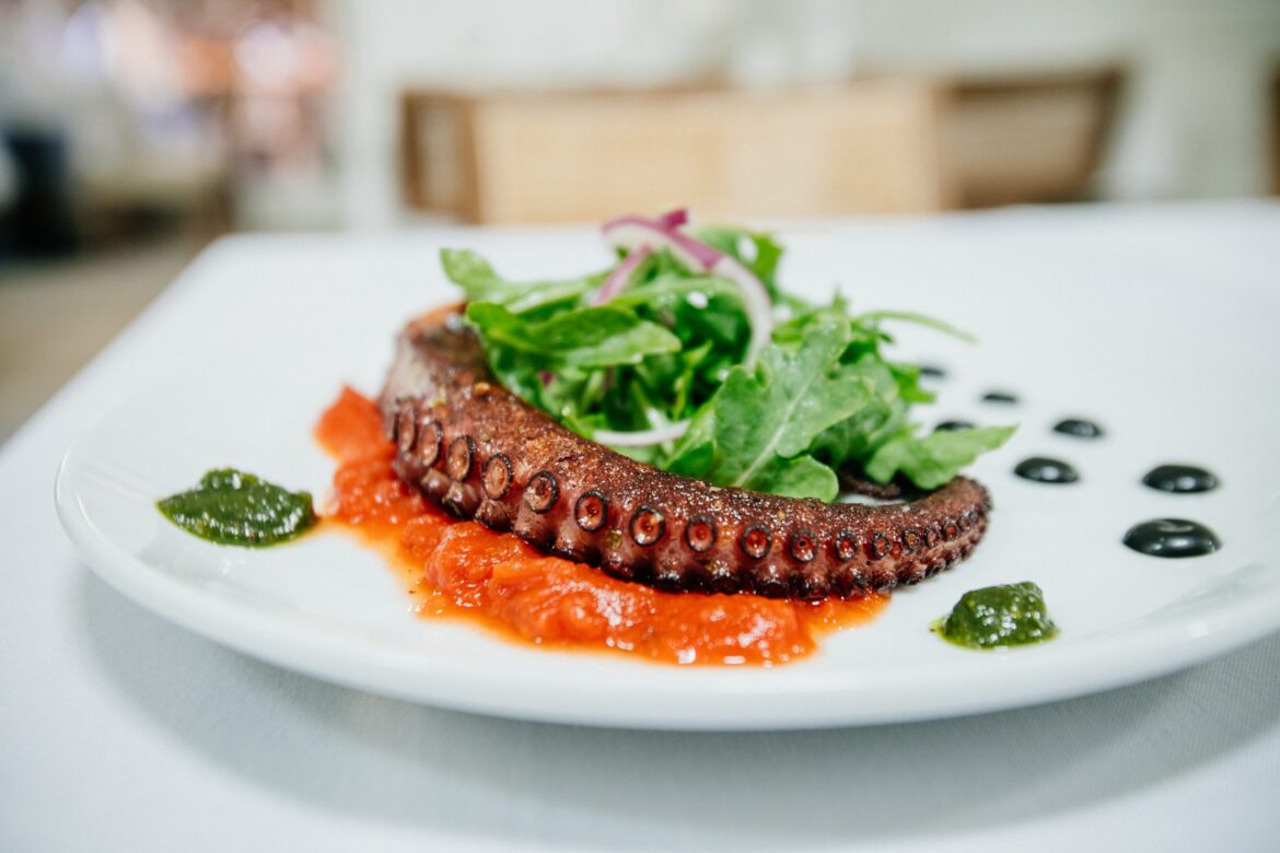 Portola Bistro offers a homey fine dining experience in Portola Valley Portola Bistro offers a homey fine dining experience in Portola Valley