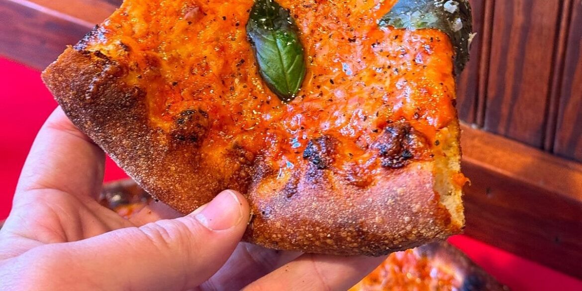 In New York, pizza doesn’t flop  anymore