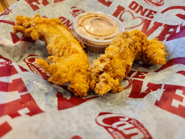 The chicken was fresh, tender and crispy but there wasn't much flavor at Raising Cane's. (Amy Drew Thompson/Orlando Sentinel)