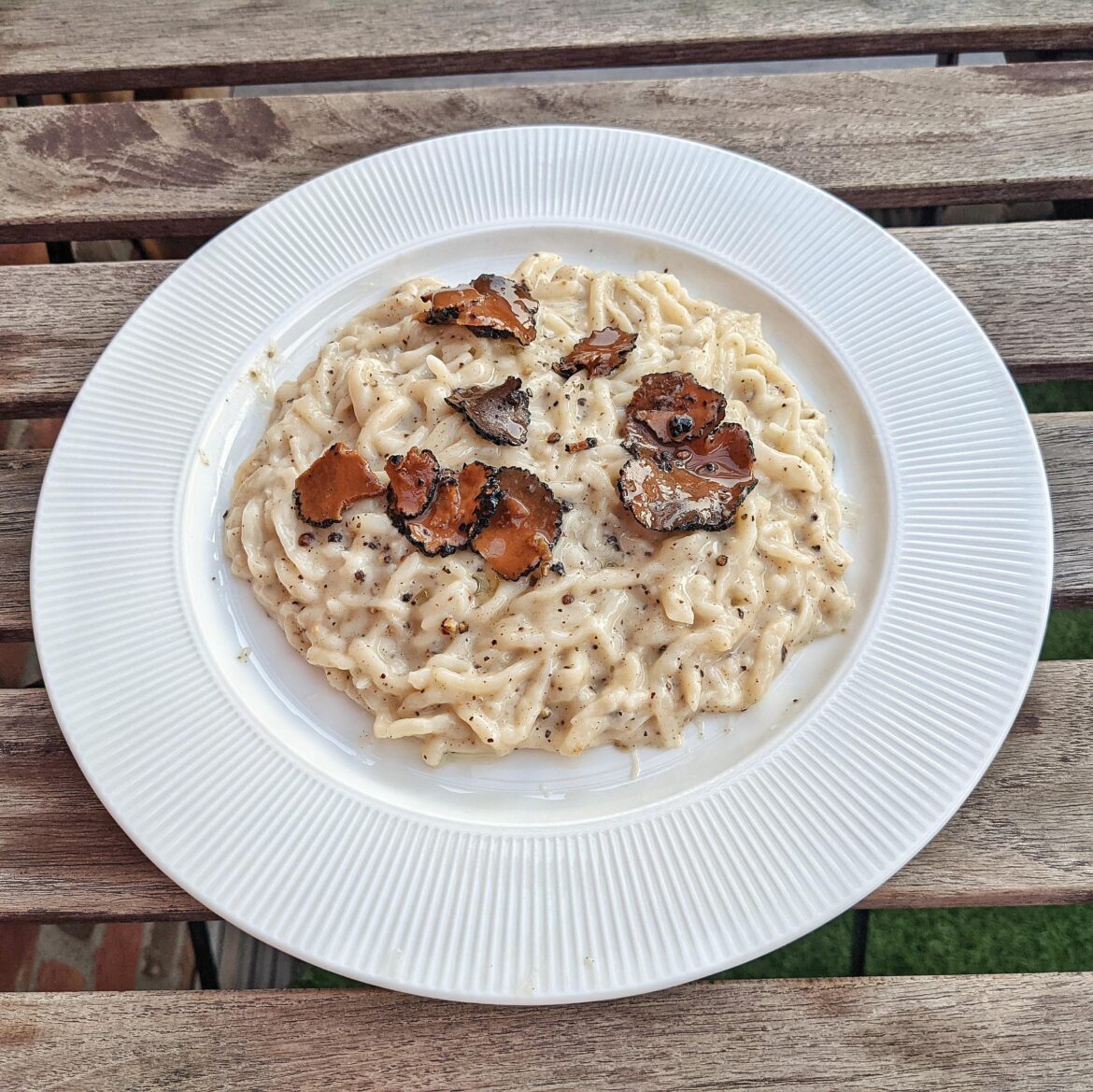 Cacio e pepe con trufa