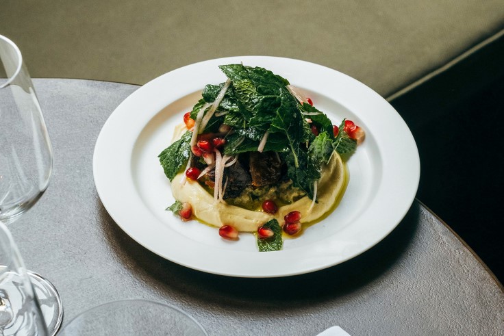 'Charred Lamb Belly with Hummus, Shallot and Mint Salata' at OMA. © Gilles Draps