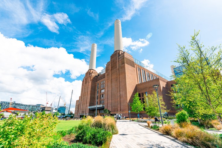 The beautifully redeveloped Battersea Power Station. © CHUNYIP WONG/iStock
