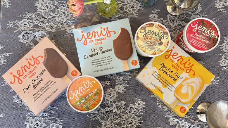 Jeni's Spring Collection and ice cream bars on a table with flowers