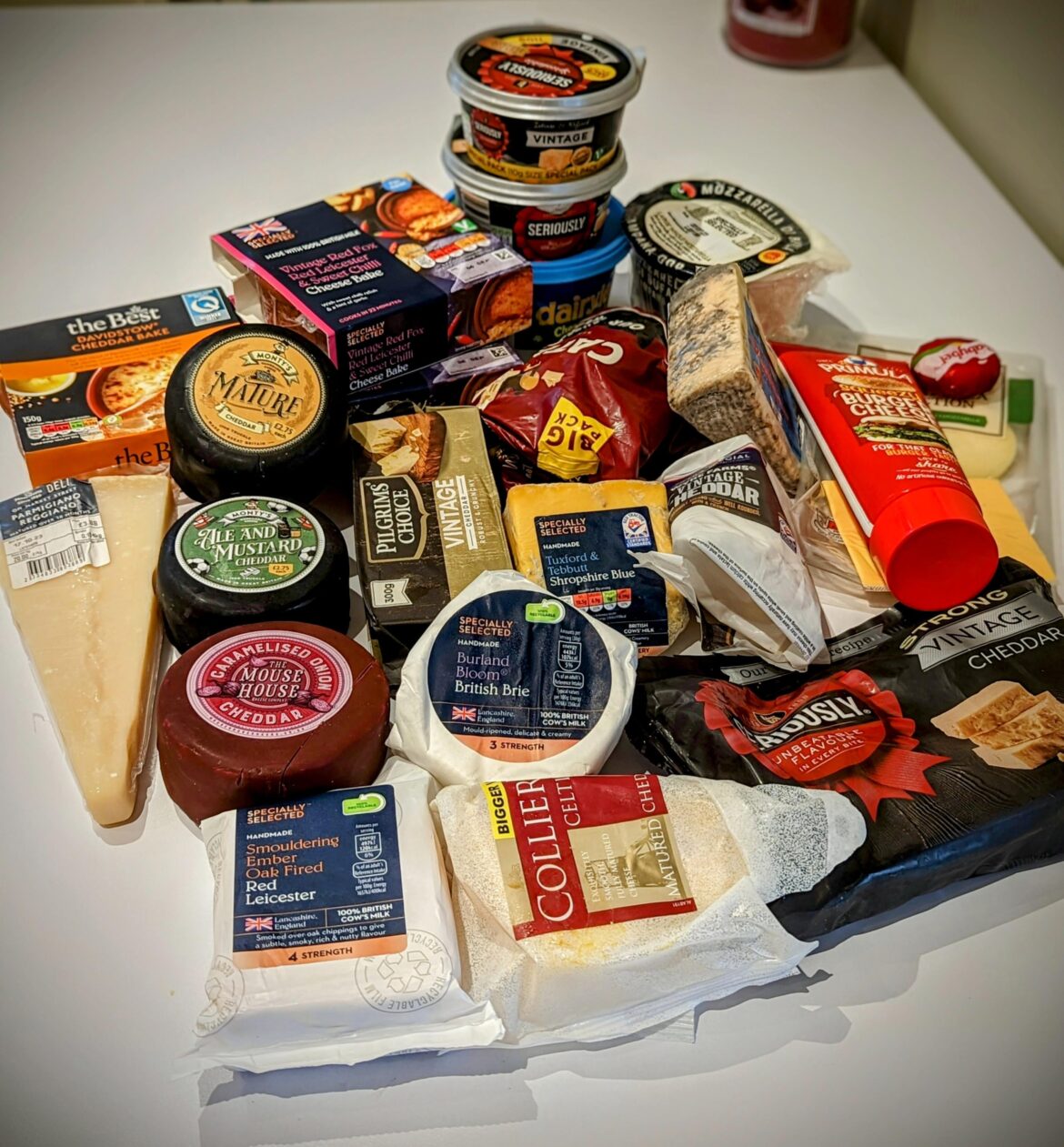 I need Cheese, All the Cheese, I need Cheesy inspirations & gooey indulgences... 😋