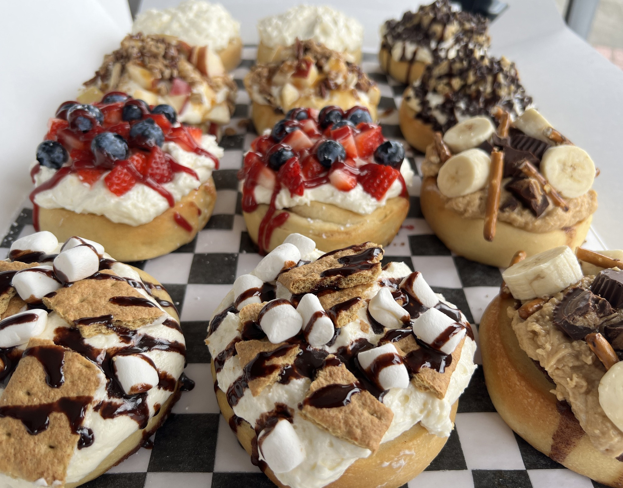 Cinnaholic vegan cinnamon rolls