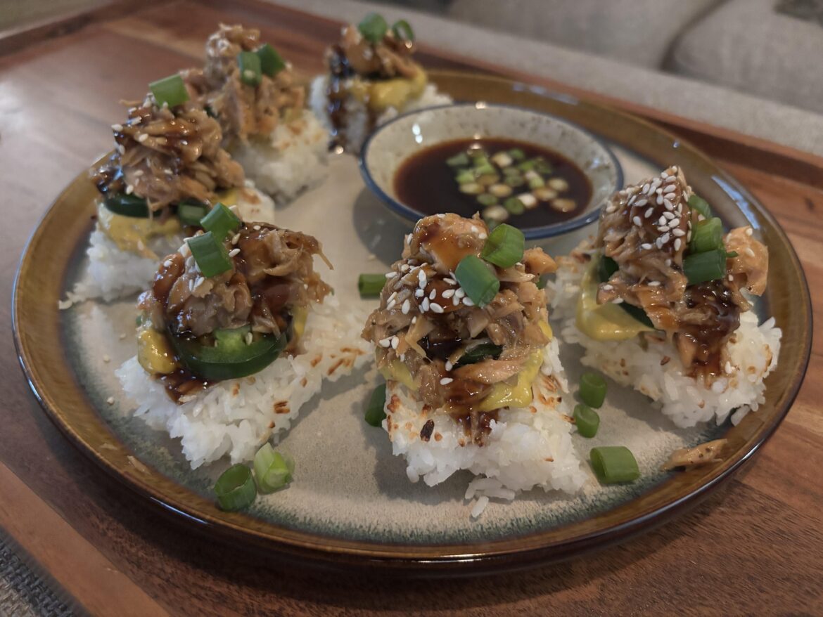 Crispy Rice & Spicy Salmon Bites Crispy Rice & Spicy Salmon Bites