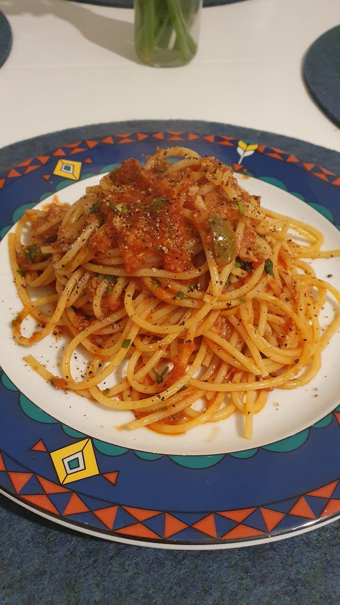 Puttanesca with tuna