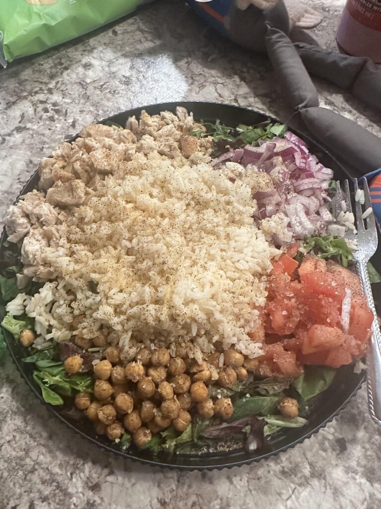 Greek plate! 624 calories for so much food