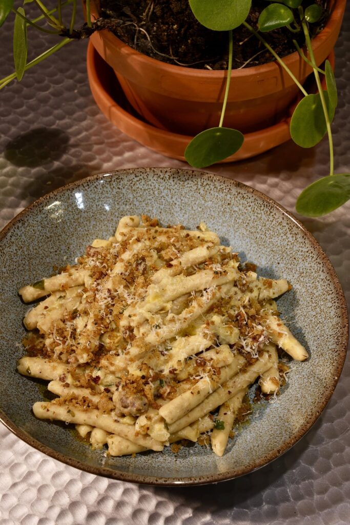 Maccheroni al Ferretto with Sausage and Artichoke Maccheroni al Ferretto with Sausage and Artichoke