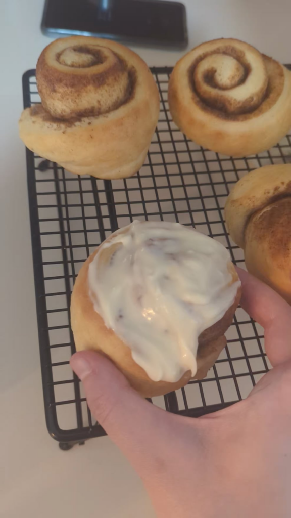 I had to try the pillow cinnamon rolls from yesterday. I'm not even a baker, but I had to.