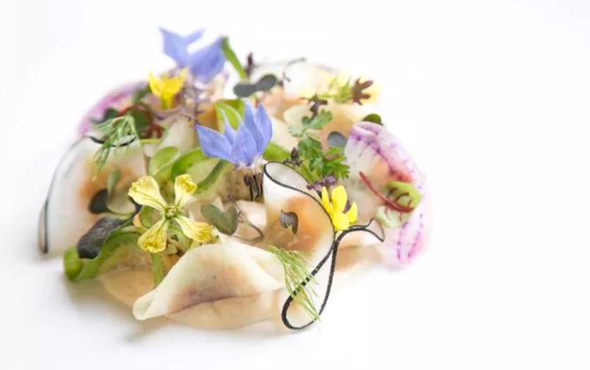 Alliance restaurant in Paris celebrates the work of the duo Toshitaka Omiya and Shawn Joyeux.  (©Charlotte Defarges/Alliance)