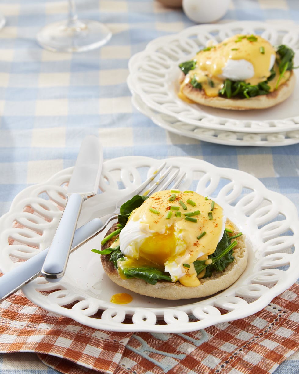 eggs florentine with homemade hollandaise