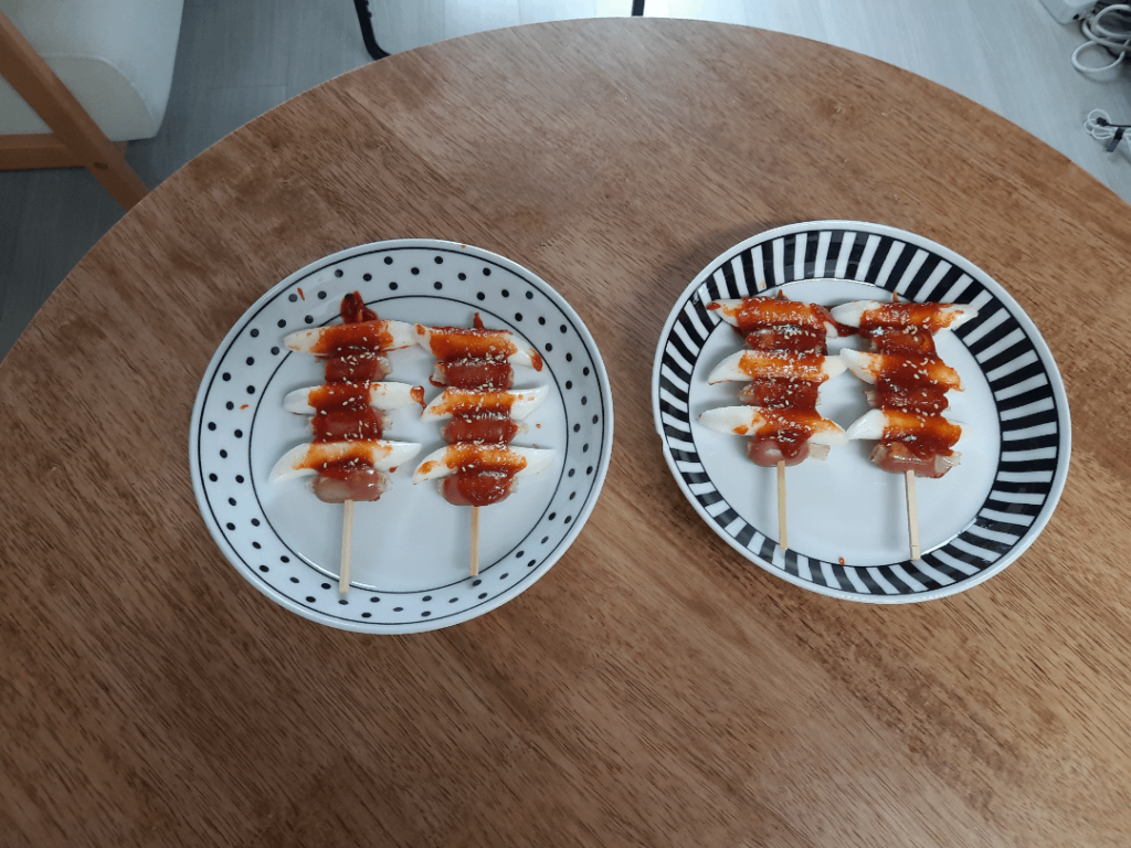 Today I made 소떡서떡 for my girlfriend for breakfast.