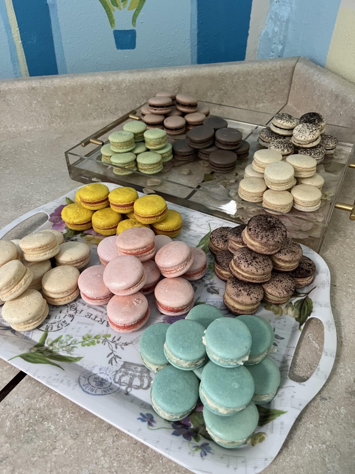 Y’all I did it! 100 macarons at my daughters birthday party!